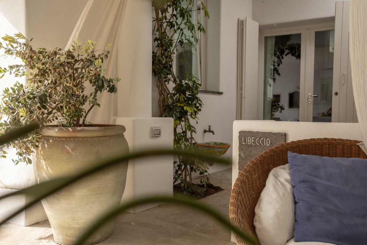 Апарт отель Il Gabbiano Relais In Стромболи Экстерьер фото